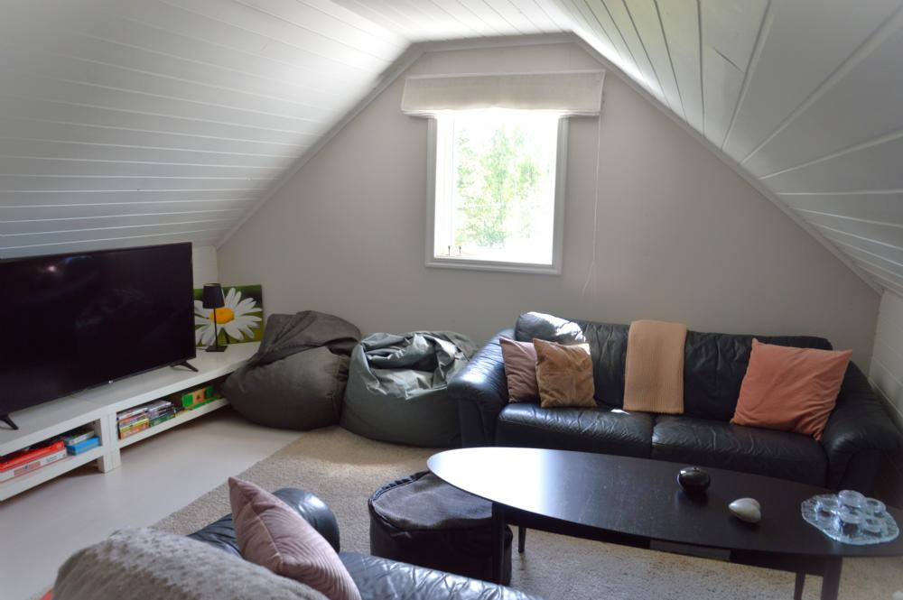 TV / lekrum p vervningen 