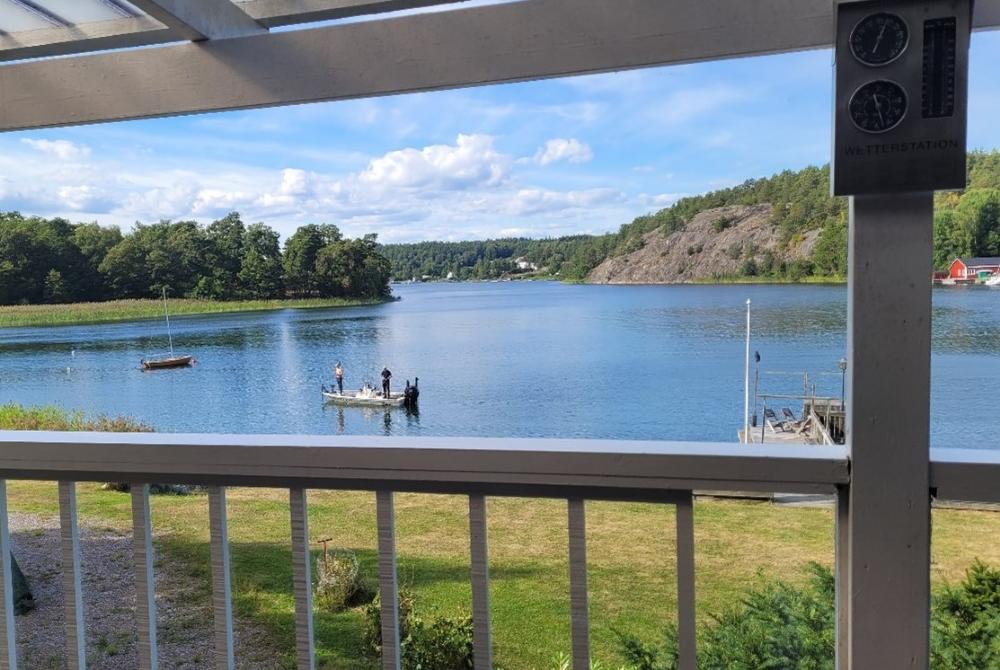 Stora balkongen vid vardagsrummet/ Big balconny by the living room 
