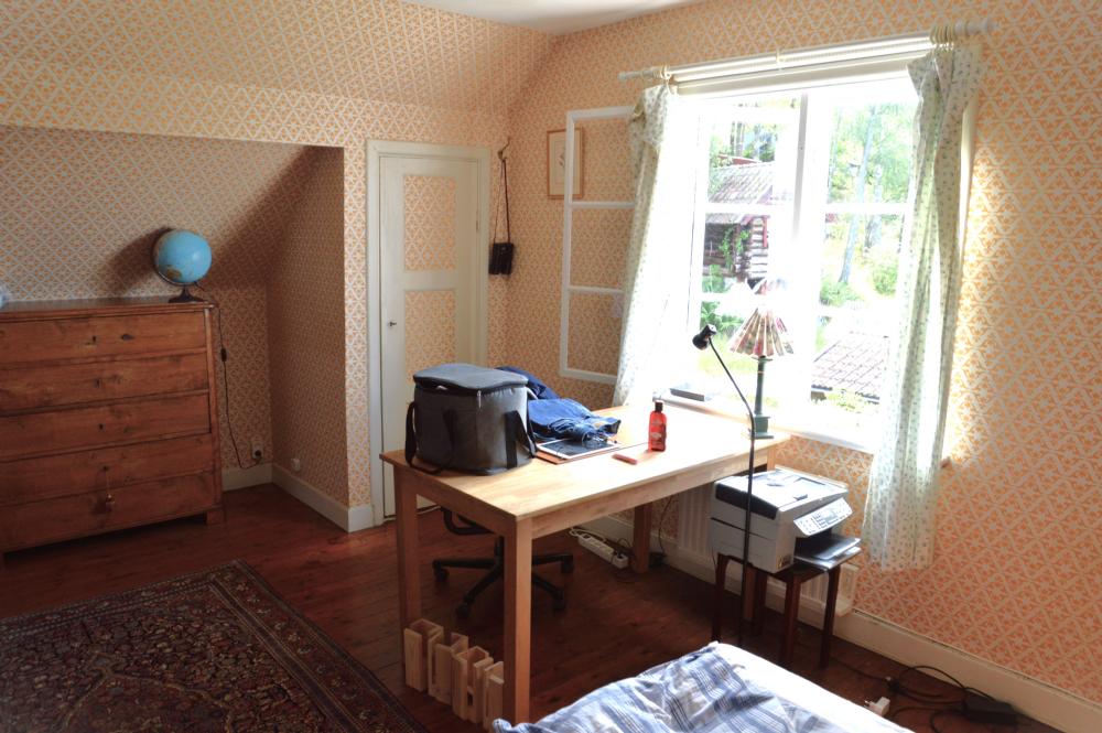Sovrum 2/ Bed room 2 