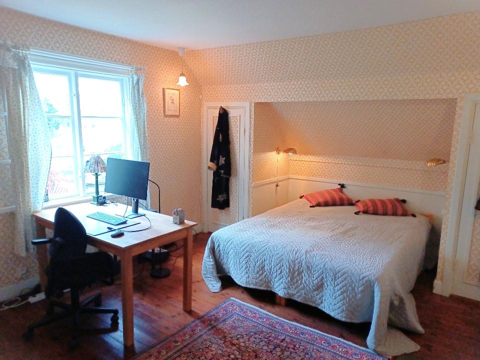 Sovrum 2/ Bed room 2 