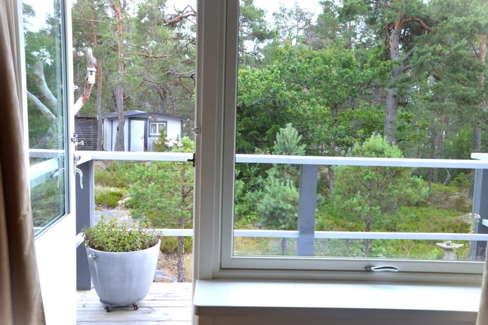Sovrum 3 balkong/ Bed room 3 balcony 