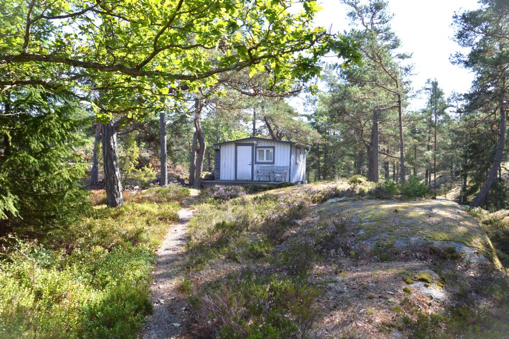 Gststuga p frfrgan/ Guest house at request 
