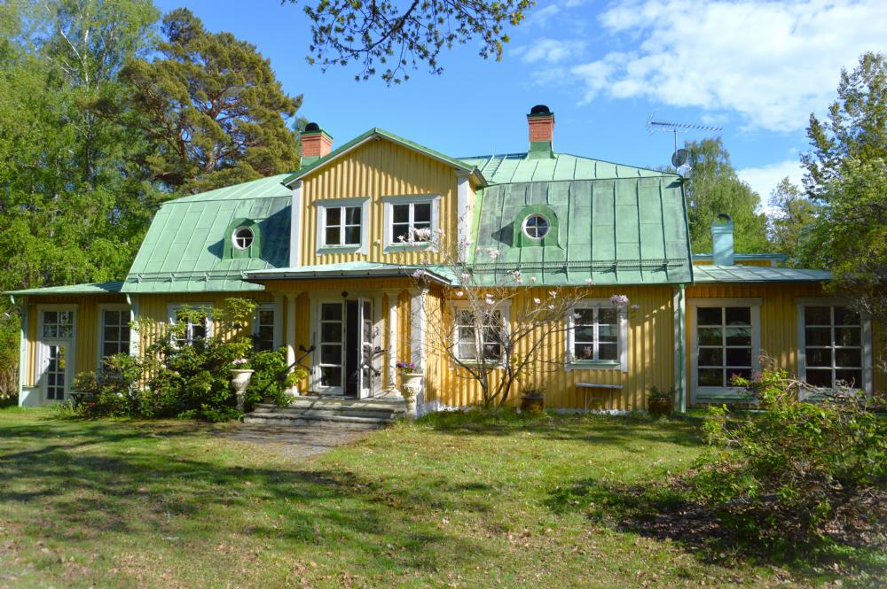 Mangårdsbyggnaden/ Main building