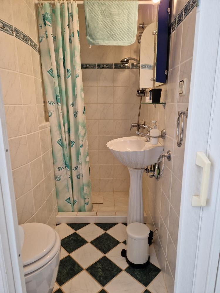 Nederv�ningen/ Bottom floor&nbsp;